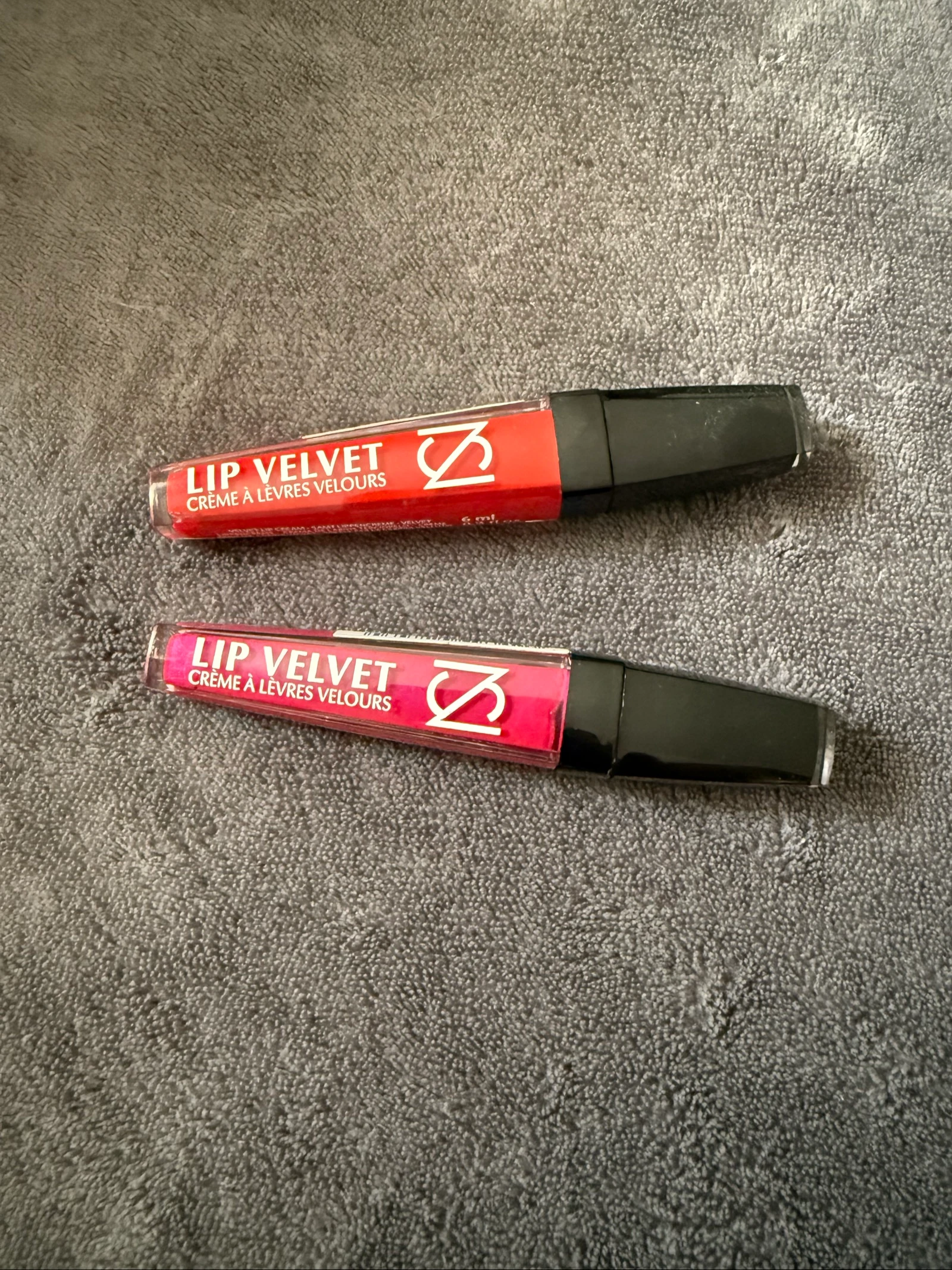 💄 Lot van 2 Lip Velvet lippenstiften – Nieuw 💄 – photo 2
